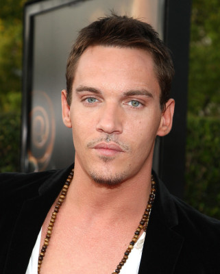 Jonathan Rhys-Meyers pic #638451
